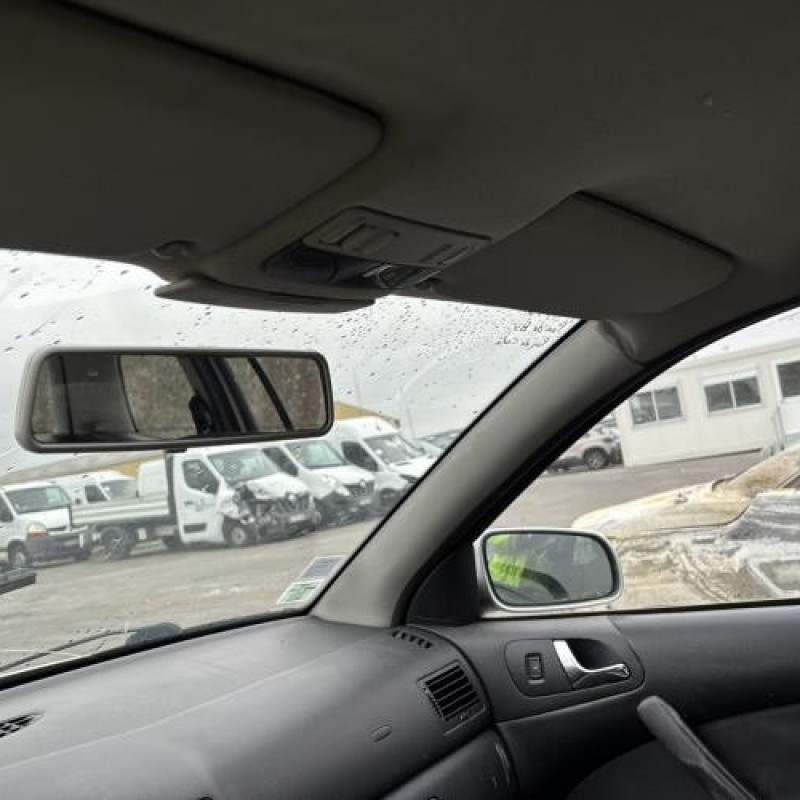 Serrure avant droit SKODA OCTAVIA 1 Photo n°15