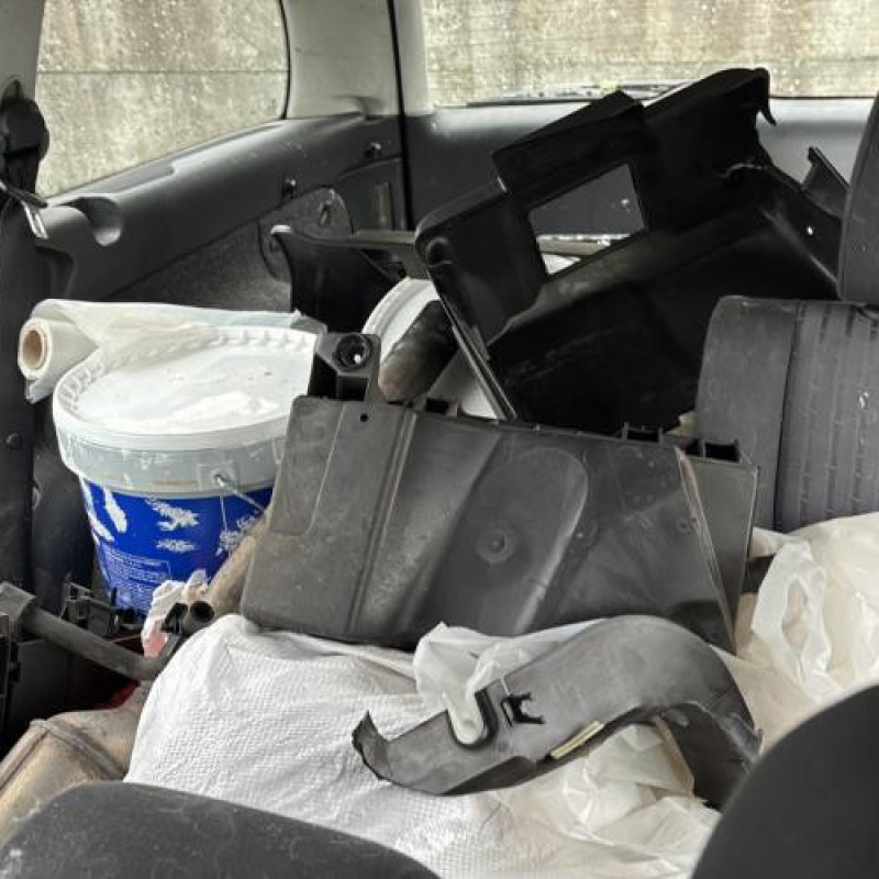 Serrure avant gauche SKODA OCTAVIA 1 Photo n°13