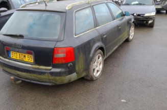 Pivot de moyeu avant droit AUDI A6 2