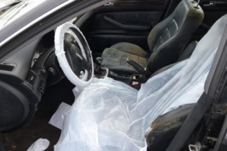 Pivot de moyeu avant droit AUDI A6 2