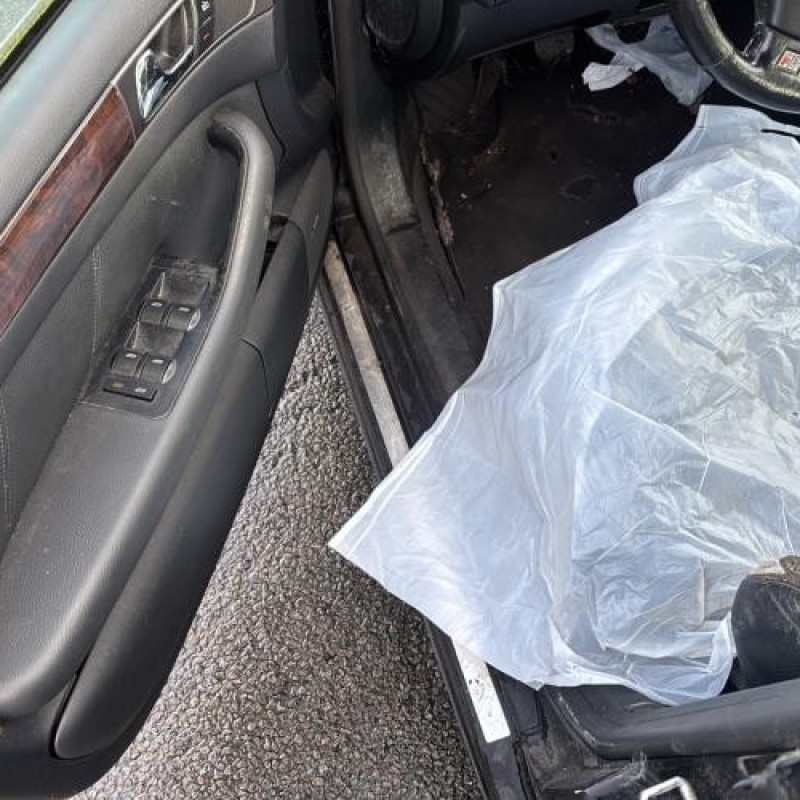 Pivot de moyeu avant gauche AUDI A6 2 Photo n°20