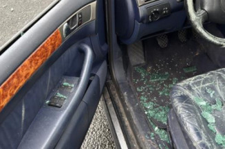 Pivot de moyeu avant droit AUDI A6 2