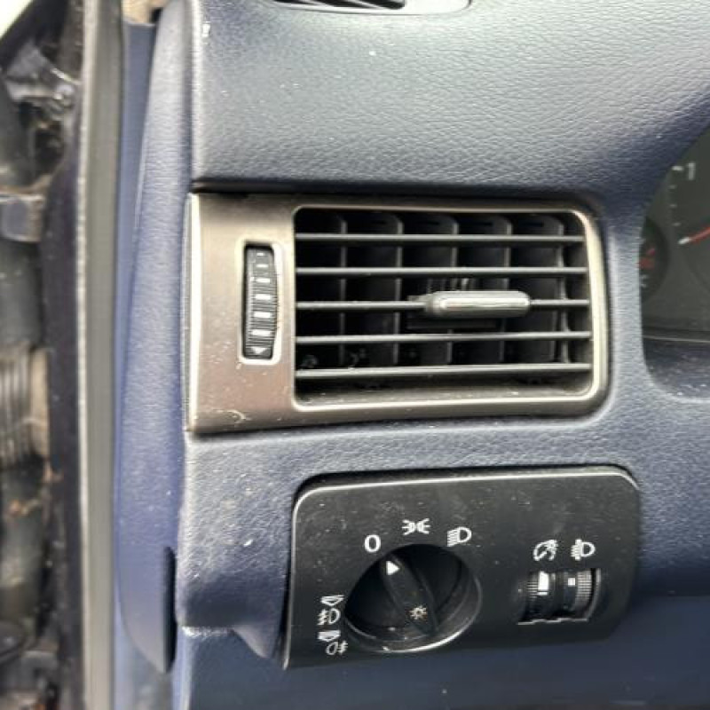 Pivot de moyeu avant droit AUDI A6 2 Photo n°18