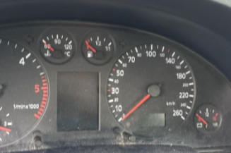 Pivot de moyeu avant gauche AUDI A6 2