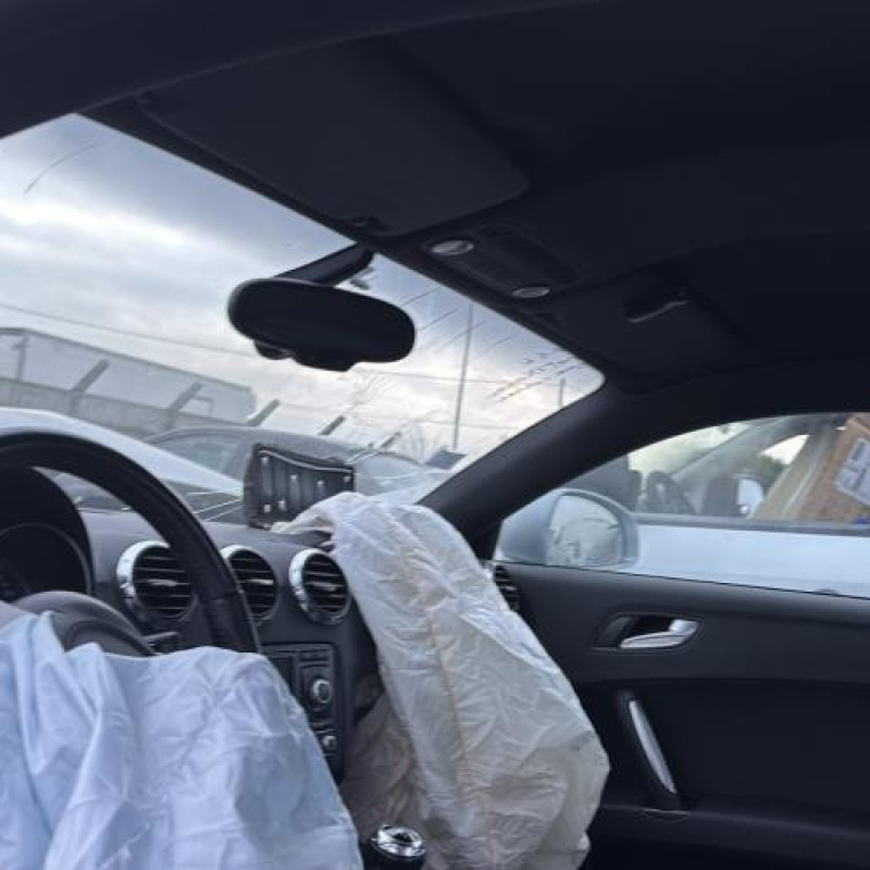 Boitier filtre a air AUDI TT 2 Photo n°13