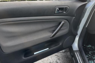 Feu arriere principal droit (feux) VOLKSWAGEN PASSAT 4