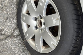 Leve vitre electrique avant gauche VOLKSWAGEN PASSAT 4