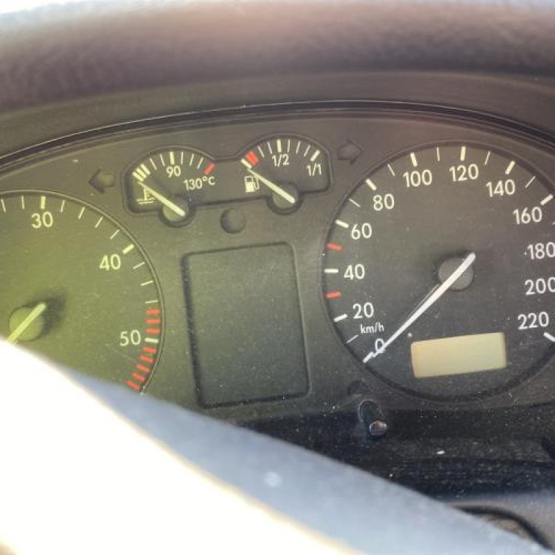 Leve vitre electrique avant gauche VOLKSWAGEN PASSAT 4 Photo n°16