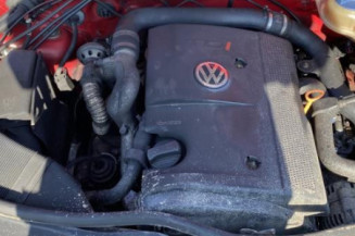 Pivot de moyeu avant gauche VOLKSWAGEN PASSAT 4