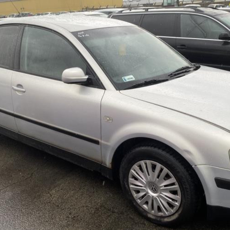 Leve vitre electrique avant gauche VOLKSWAGEN PASSAT 4 Photo n°7