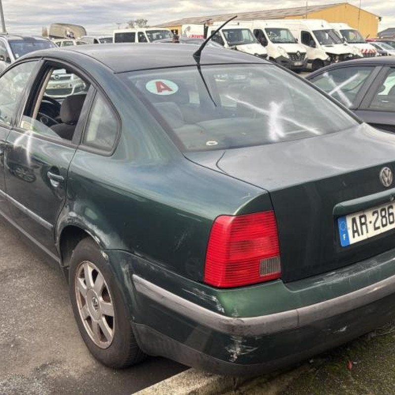 Pivot de moyeu avant gauche VOLKSWAGEN PASSAT 4 Photo n°3