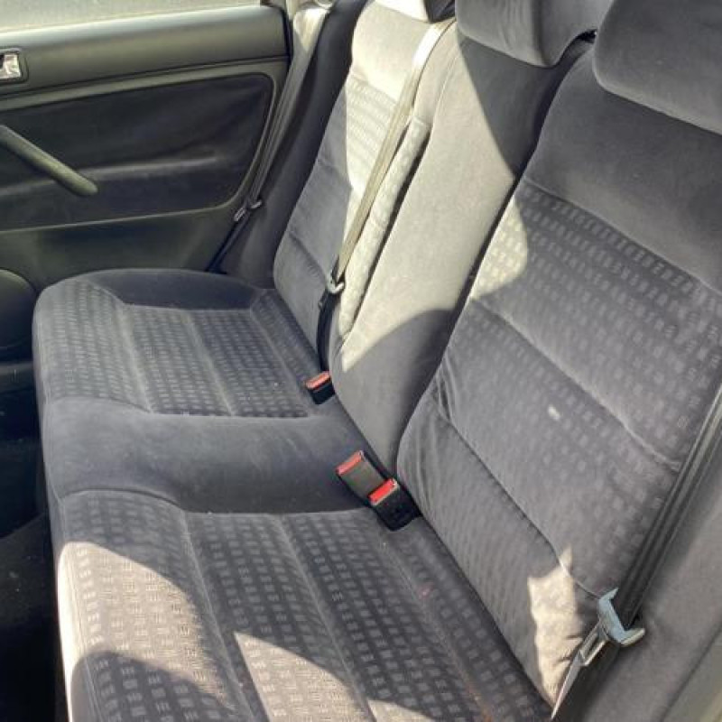 Serrure avant droit VOLKSWAGEN PASSAT 4 Photo n°13