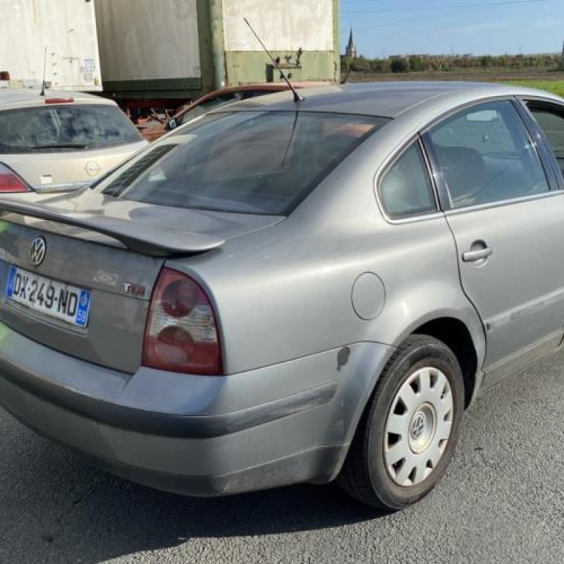 Serrure avant droit VOLKSWAGEN PASSAT 4 Photo n°14