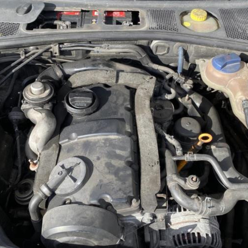 Serrure avant droit VOLKSWAGEN PASSAT 4 Photo n°18