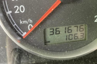 Serrure avant droit VOLKSWAGEN PASSAT 4