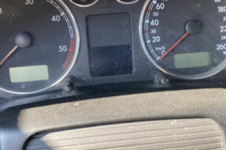 Serrure avant droit VOLKSWAGEN PASSAT 4