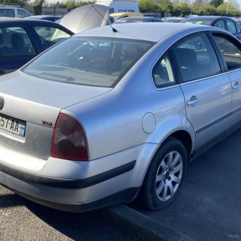 Pivot de moyeu avant gauche VOLKSWAGEN PASSAT 4 Photo n°3