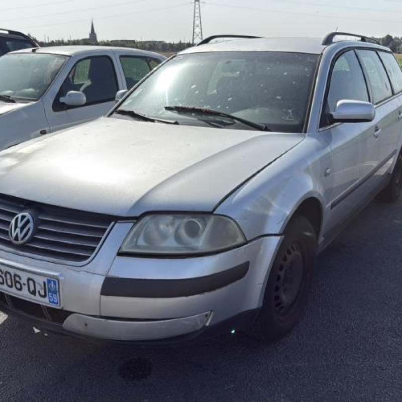 Bloc ABS (freins anti-blocage) VOLKSWAGEN PASSAT 4 Photo n°1