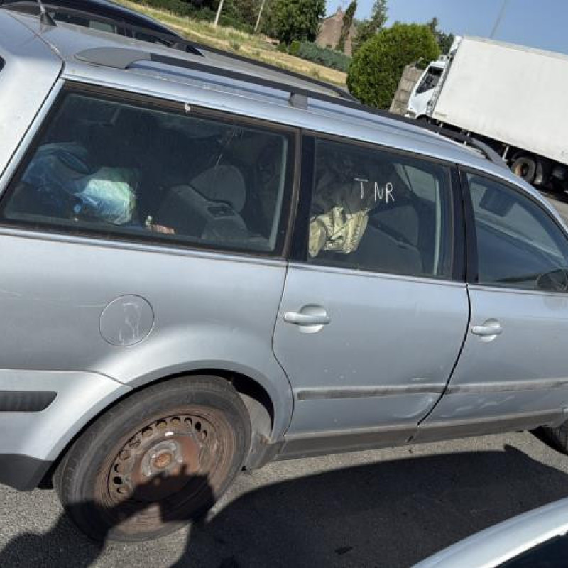 Bloc ABS (freins anti-blocage) VOLKSWAGEN PASSAT 4 Photo n°7