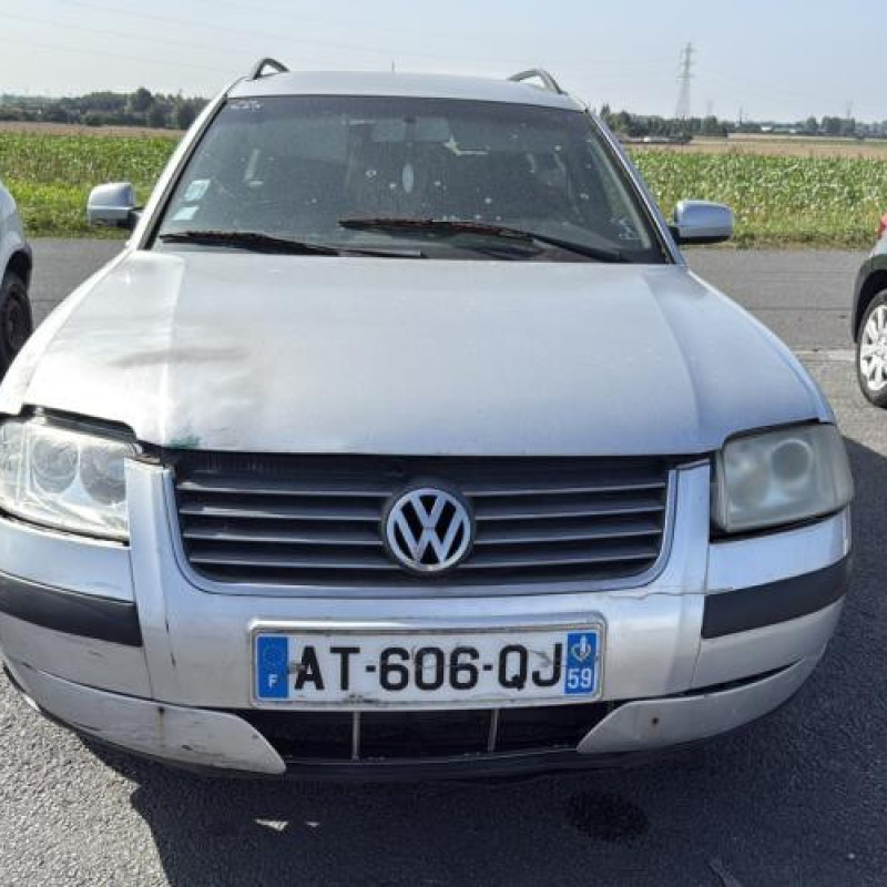 Bloc ABS (freins anti-blocage) VOLKSWAGEN PASSAT 4 Photo n°8
