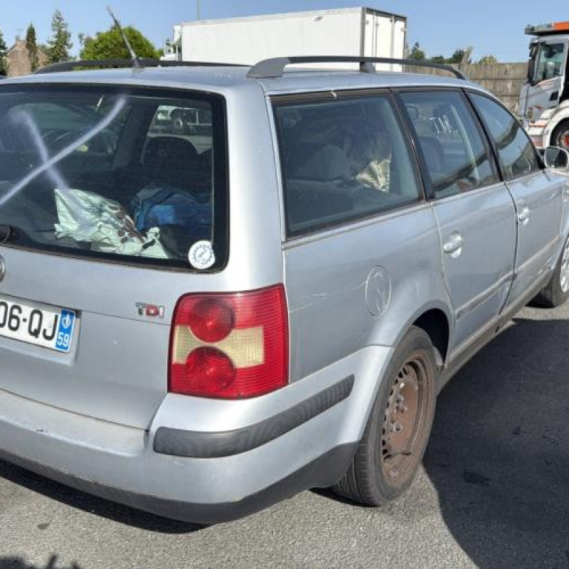 Pivot de moyeu avant gauche VOLKSWAGEN PASSAT 4 Photo n°3