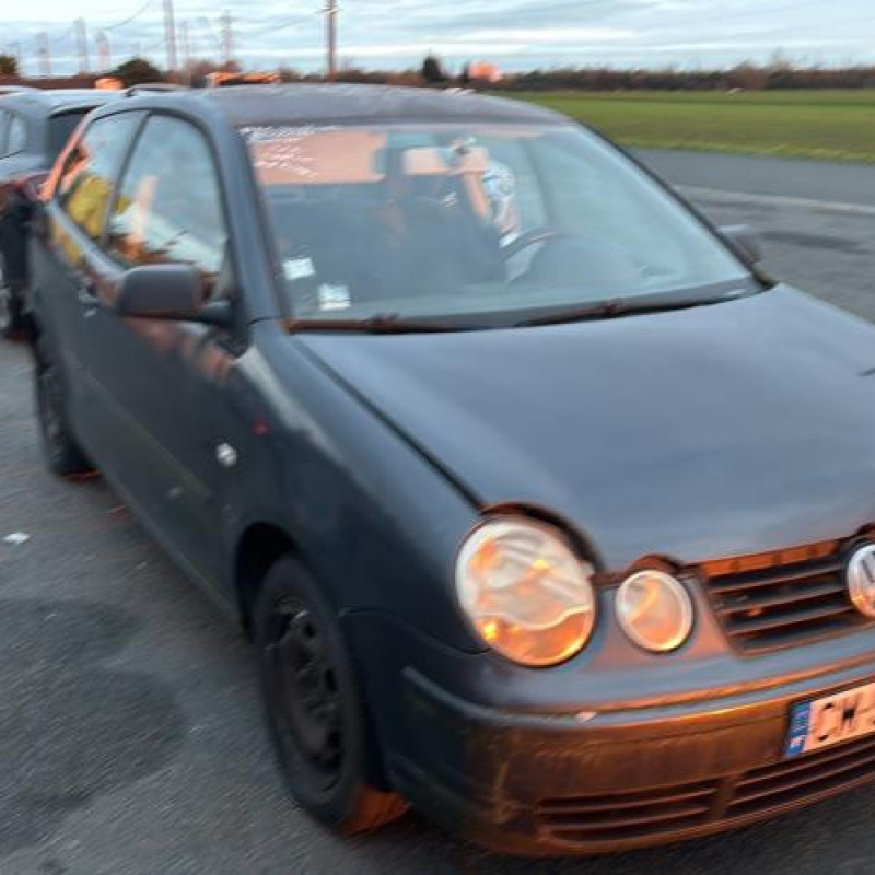 Serrure avant droit VOLKSWAGEN POLO 4 Photo n°2