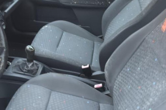 Serrure avant droit VOLKSWAGEN POLO 4