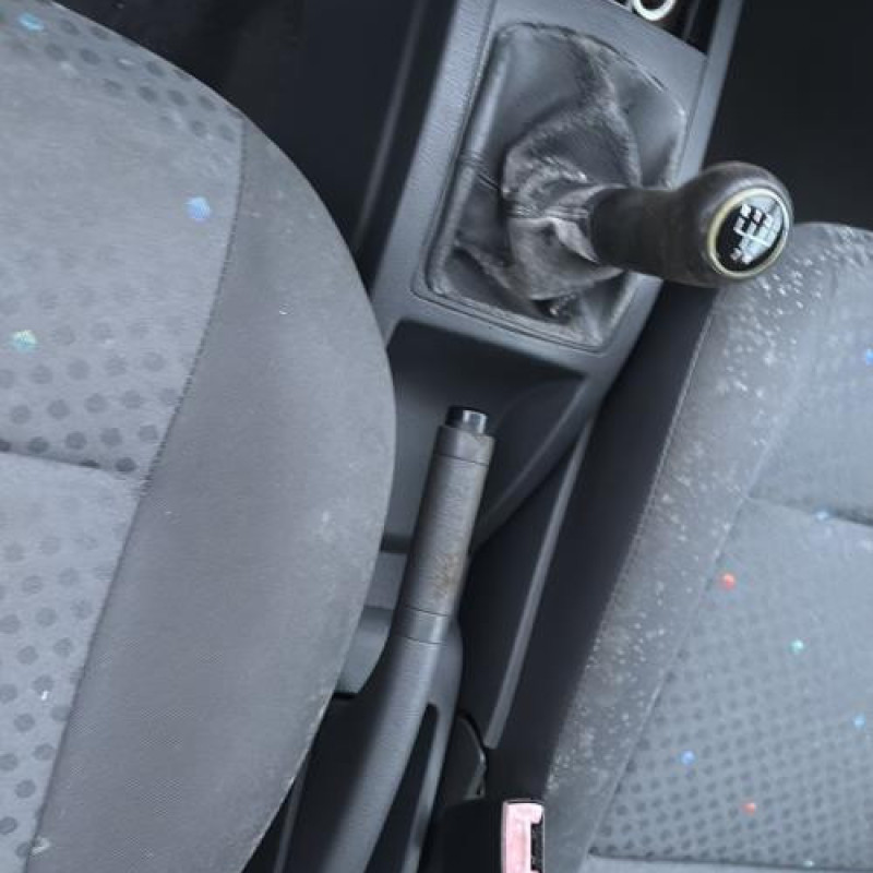 Serrure avant droit VOLKSWAGEN POLO 4 Photo n°19