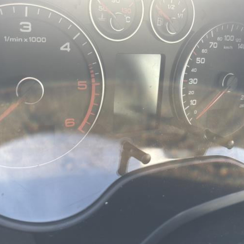 Boitier filtre a air AUDI A3 2 Photo n°15