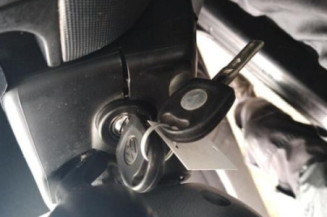 Bouton de coffre VOLKSWAGEN GOLF 4