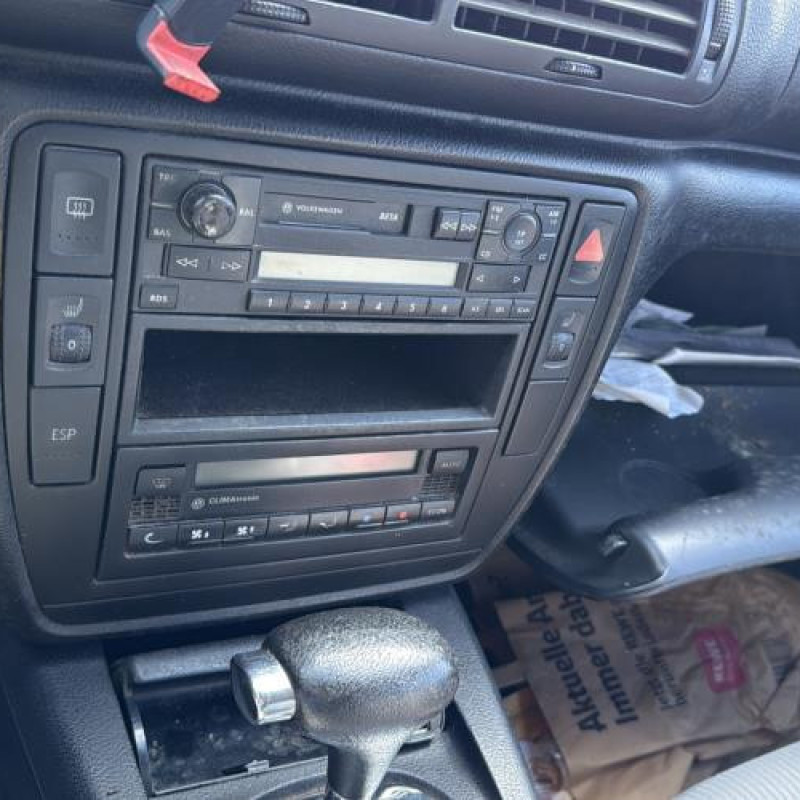 Serrure avant droit VOLKSWAGEN PASSAT 4 Photo n°13