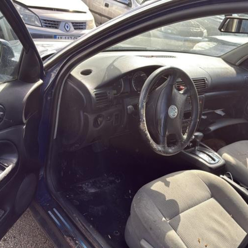 Serrure avant gauche VOLKSWAGEN PASSAT 4 Photo n°11