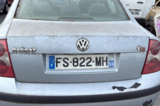 Leve vitre electrique avant gauche VOLKSWAGEN PASSAT 4