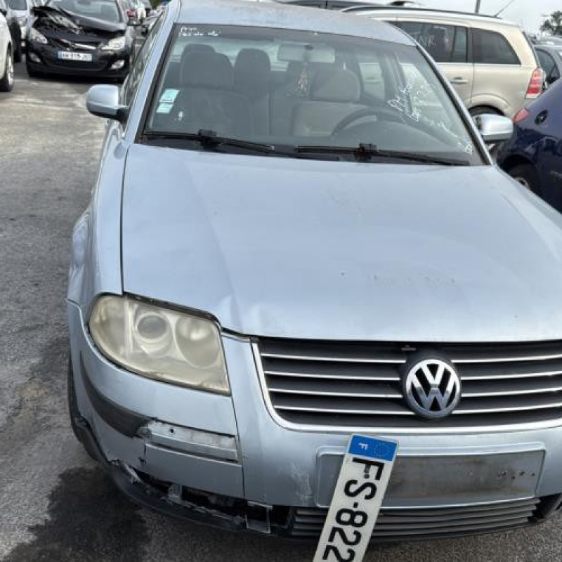 Serrure avant droit VOLKSWAGEN PASSAT 4 Photo n°8