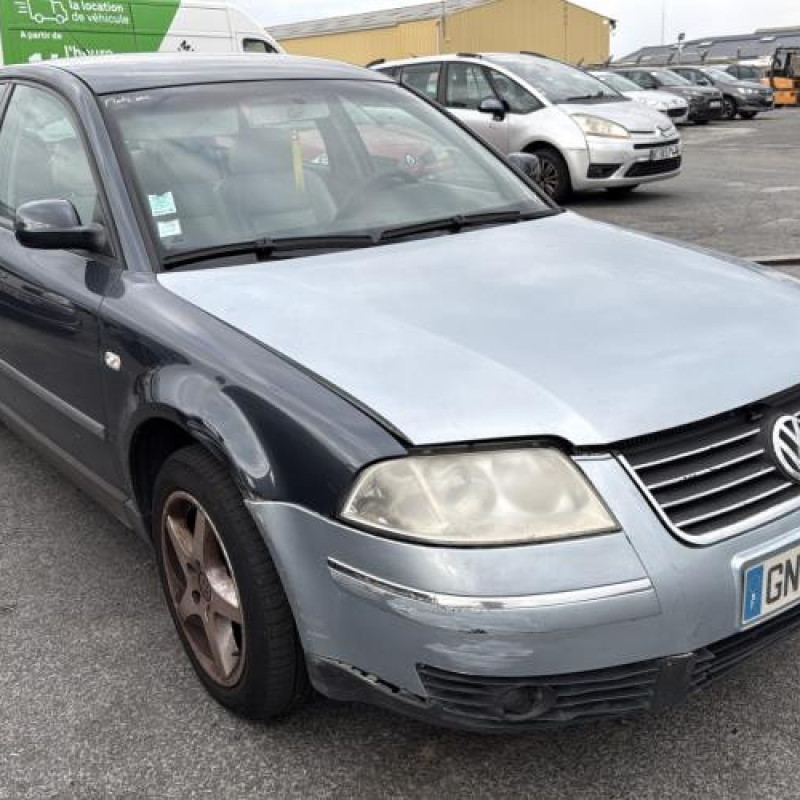 Feu arriere principal gauche (feux) VOLKSWAGEN PASSAT 4 Photo n°2