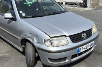 Leve vitre electrique avant droit VOLKSWAGEN POLO 3