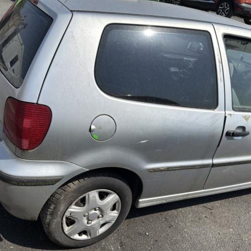 Leve vitre electrique avant droit VOLKSWAGEN POLO 3 Photo n°7