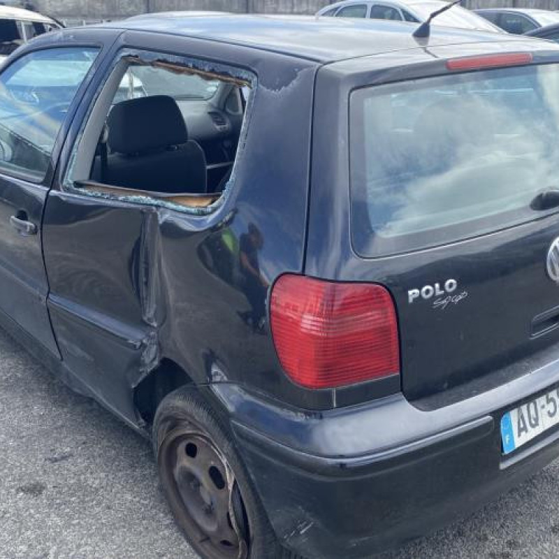 Renfort pare choc avant (traverse) VOLKSWAGEN POLO 3 Photo n°5
