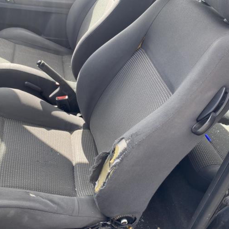 Renfort pare choc avant (traverse) VOLKSWAGEN POLO 3 Photo n°13