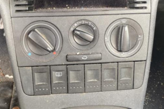 Renfort pare choc avant (traverse) VOLKSWAGEN POLO 3