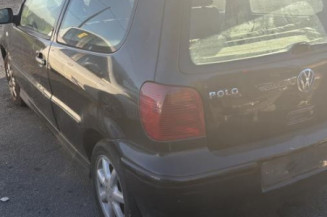 Leve vitre electrique avant droit VOLKSWAGEN POLO 3