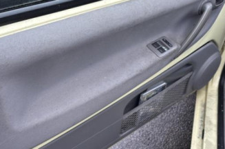 Pivot de moyeu avant gauche SEAT AROSA