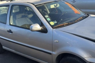 Feu arriere stop central VOLKSWAGEN POLO 3