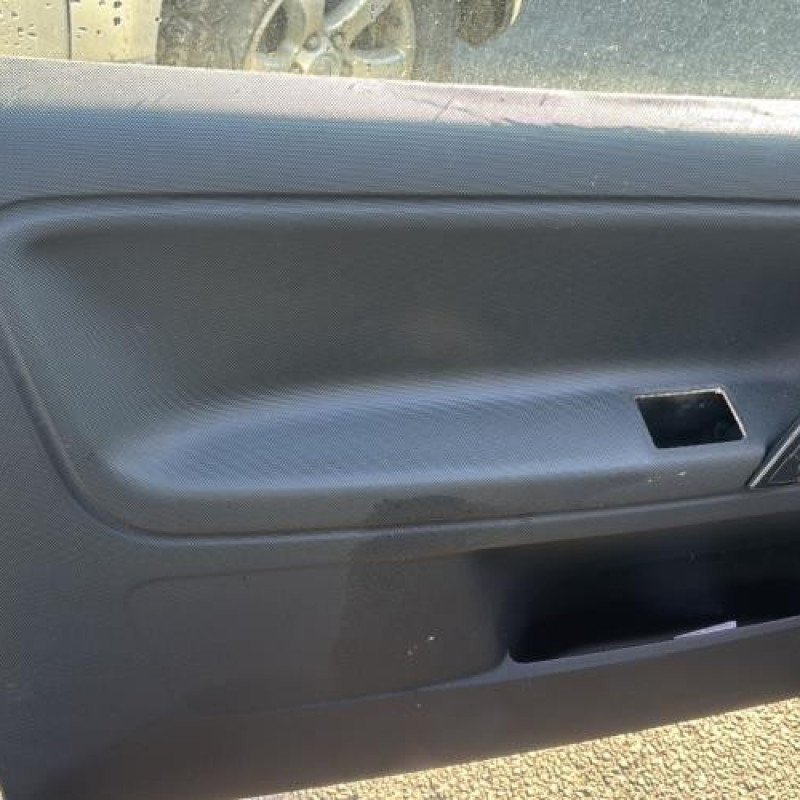 Leve vitre electrique avant droit VOLKSWAGEN POLO 3 Photo n°5