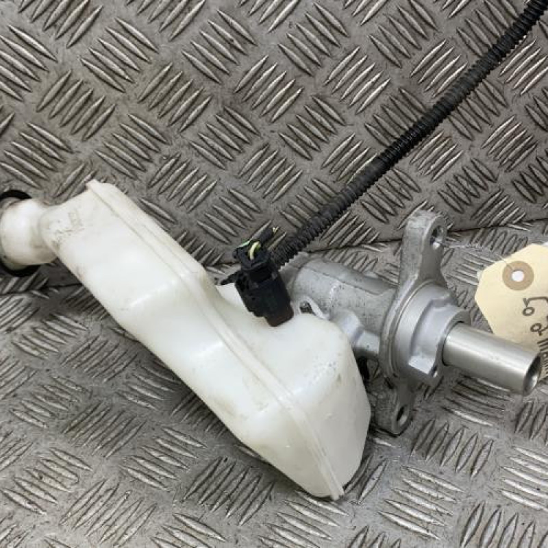 Maitre cylindre (freinage) CITROEN C3 2 Photo n°1