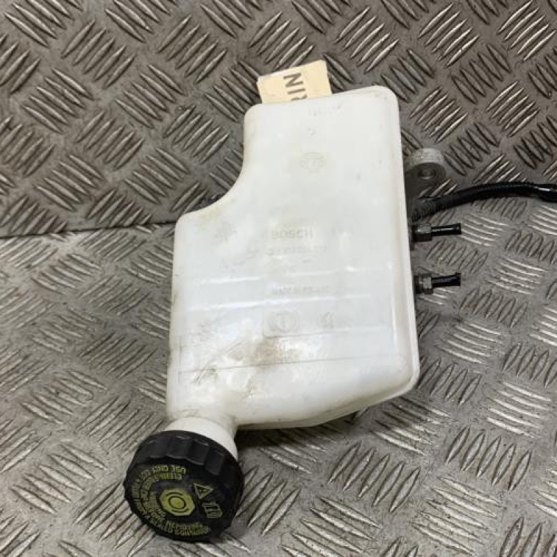 Maitre cylindre (freinage) CITROEN C3 2 Photo n°3