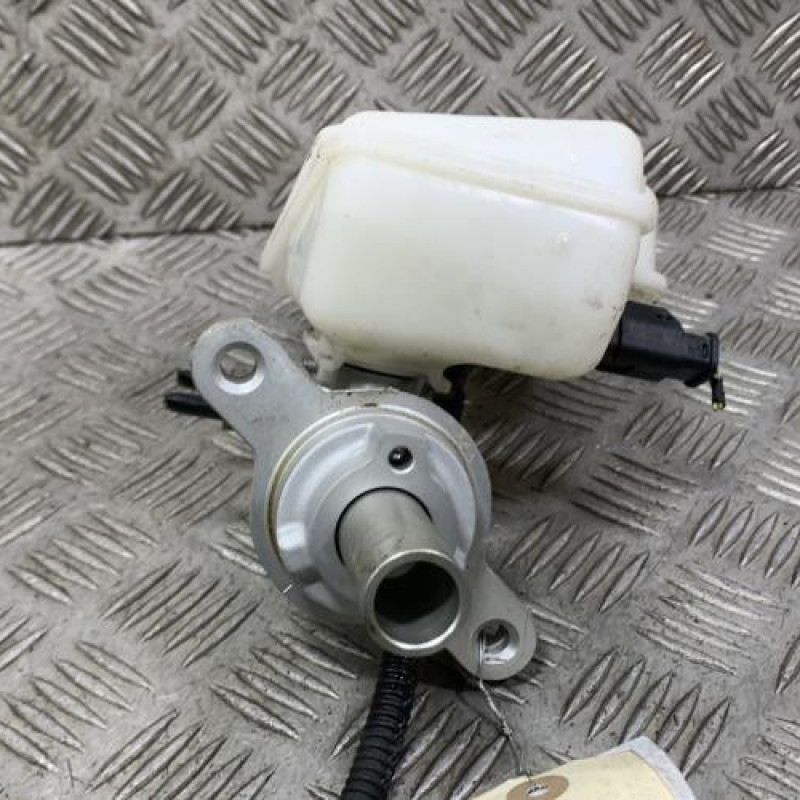 Maitre cylindre (freinage) CITROEN C3 2 Photo n°5