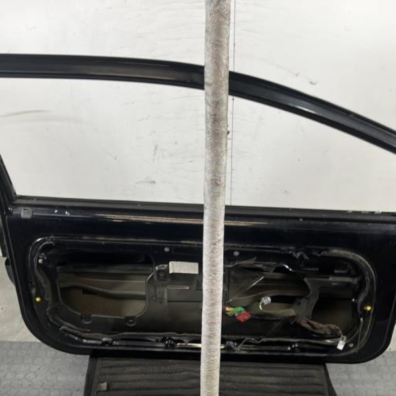 Porte avant gauche RENAULT TWINGO 1 Photo n°4