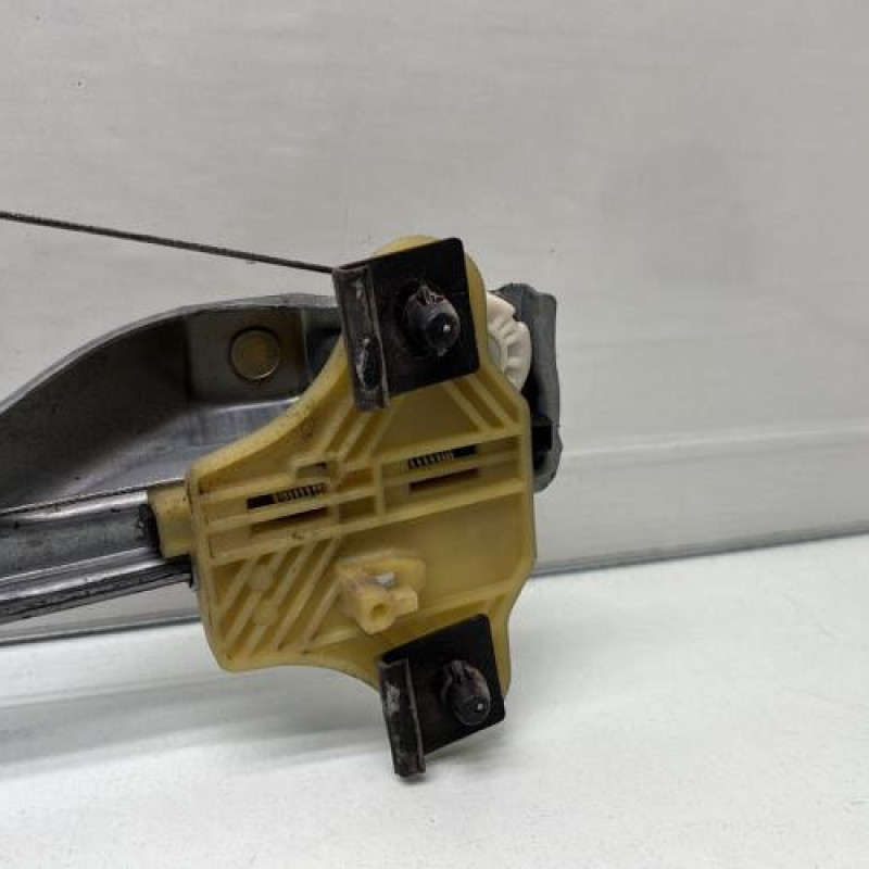 Leve vitre electrique avant gauche RENAULT TWINGO 3 Photo n°2