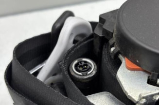 Pretensionneur de ceinture avant droit PEUGEOT 2008 1